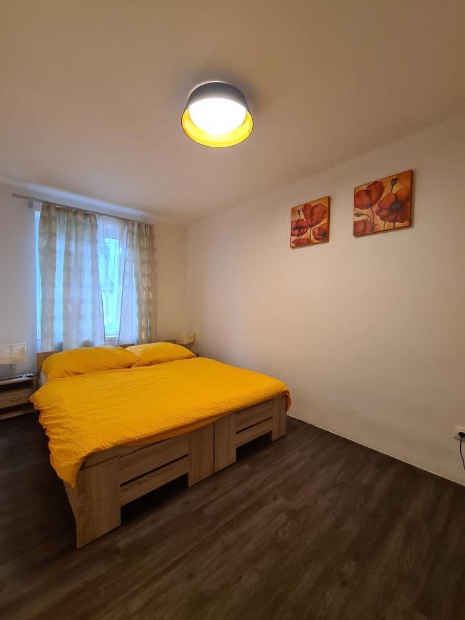Apartman U Labe Нимбурк Екстер'єр фото
