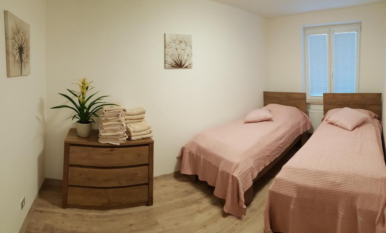 Apartman U Labe Нимбурк Екстер'єр фото